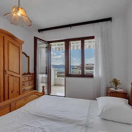 Apartments Tihomir Musac Омиш Экстерьер фото