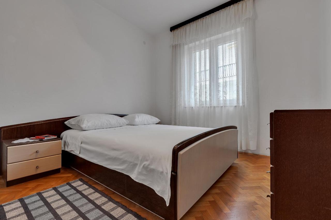 Apartments Tihomir Musac Омиш Экстерьер фото
