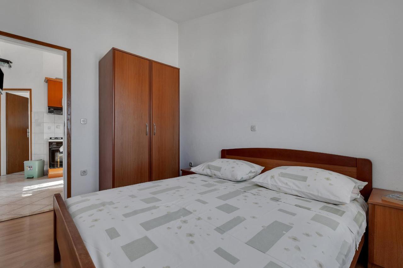 Apartments Tihomir Musac Омиш Экстерьер фото