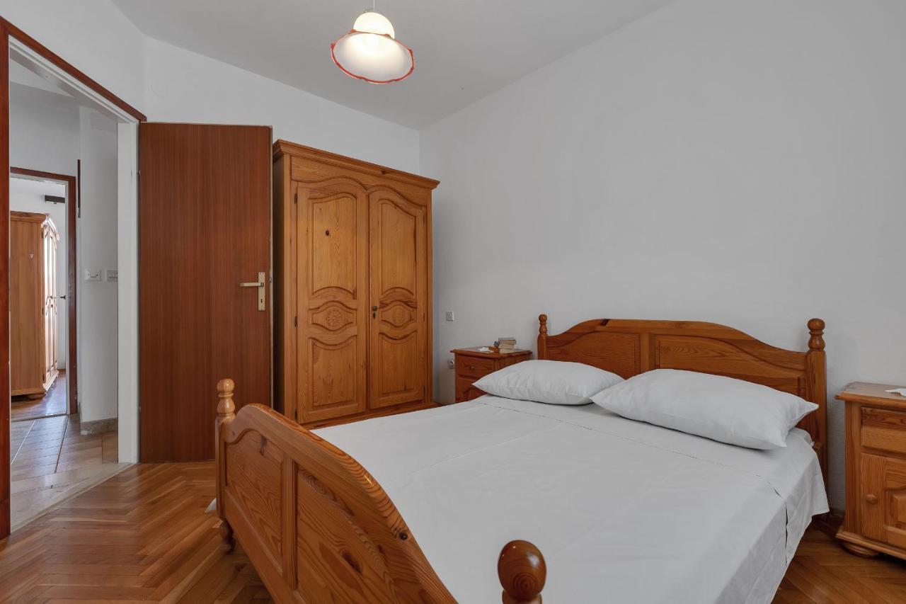 Apartments Tihomir Musac Омиш Экстерьер фото