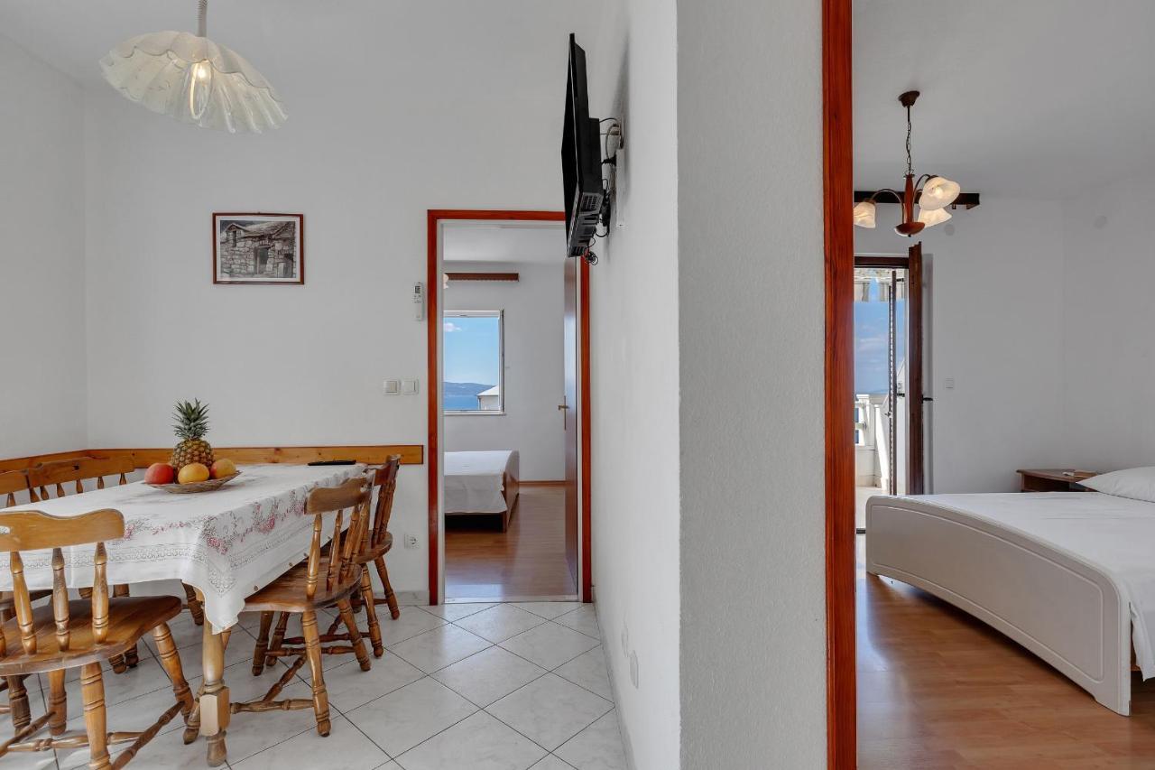Apartments Tihomir Musac Омиш Экстерьер фото