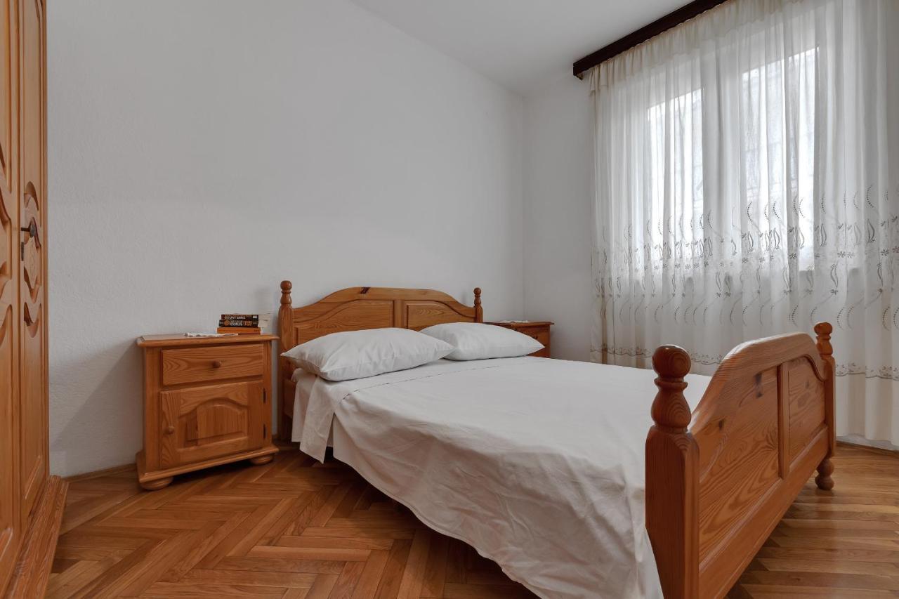 Apartments Tihomir Musac Омиш Экстерьер фото