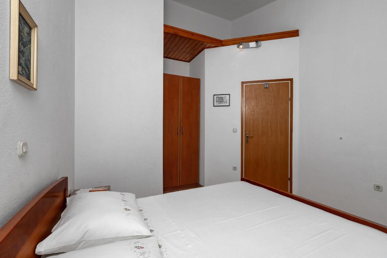 Apartments Tihomir Musac Омиш Экстерьер фото